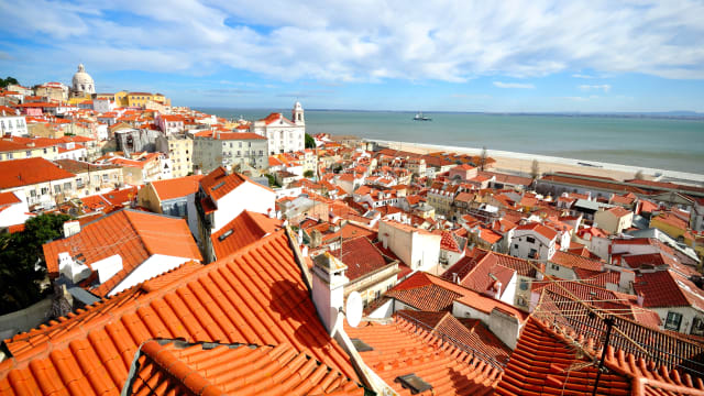Business, Humanities, and Social Sciences in Lisbon 