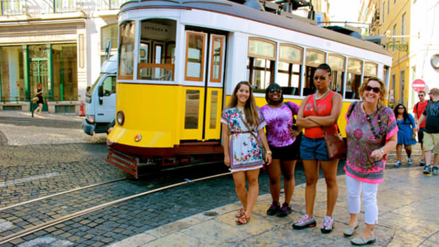 Internship in Lisbon