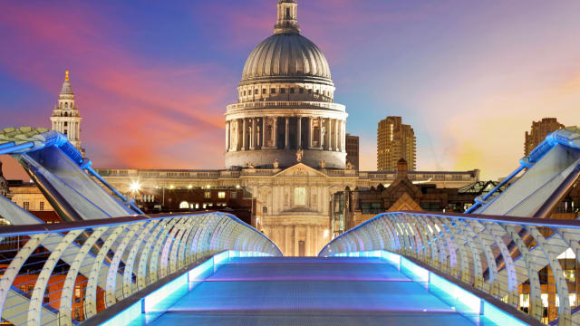 Full Curriculum at Richmond American University London